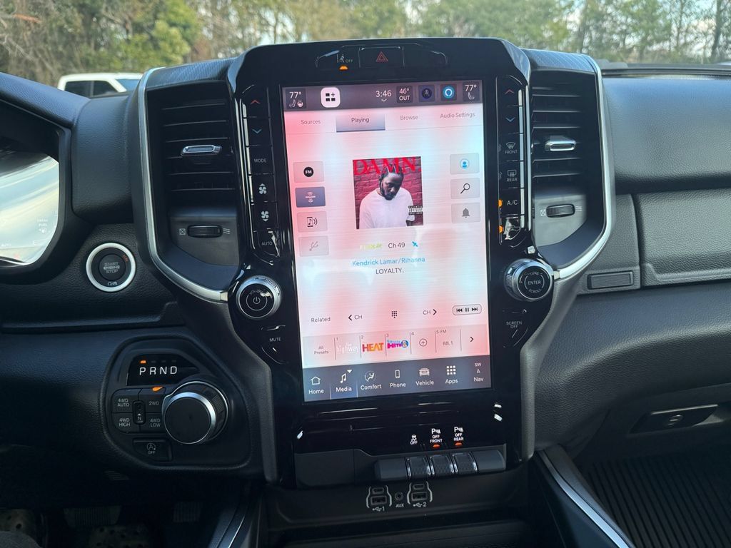 New 2025 RAM 1500 Big Horn AWD/4WD image 24