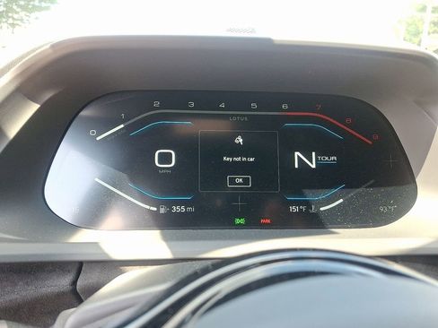Used 2025 Lotus Emira RWD image 20