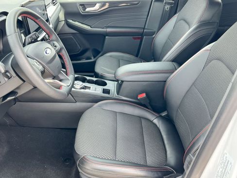 Used 2023 Ford Escape ST-Line Select w/ Tech Pack #2 image 10