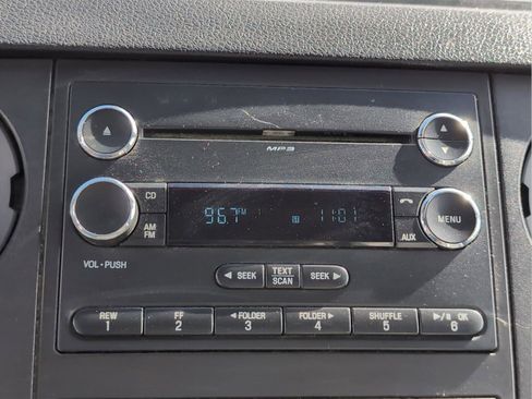 Used 2014 Ford F450 XL w/ Power Equipment Group image 16