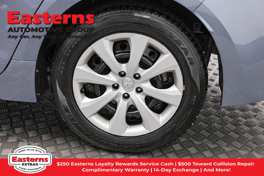 Used 2023 Toyota Corolla LE FWD image 33
