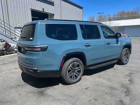 New 2026 Jeep Grand Wagoneer 4WD image 4