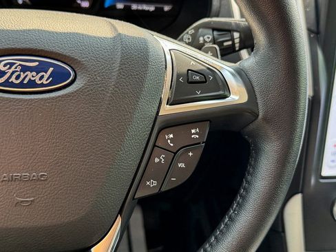 Certified 2022 Ford Edge SEL w/ Sport Appearance Package AWD/4WD image 30