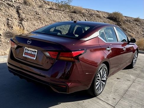New 2025 Nissan Altima 2.5 SV image 4