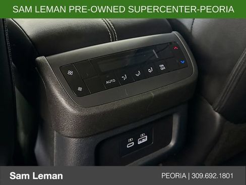 Used 2023 Nissan Pathfinder SL w/ Black Appearance Package AWD/4WD image 25