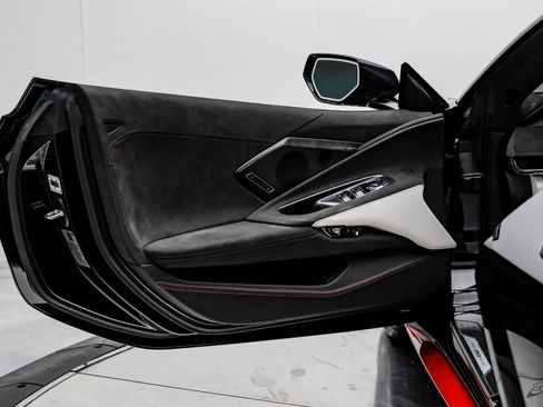 Used 2023 Chevrolet Corvette Stingray Premium Conv w/ Z51 Performance Package image 88