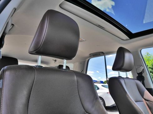 Used 2014 Toyota 4Runner Limited AWD/4WD image 13