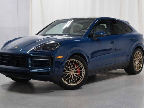 Certified 2026 Porsche Cayenne S AWD/4WD image 1