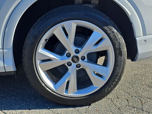 Used 2023 Audi Q4 e-tron Premium Plus w/ Premium Plus image 34