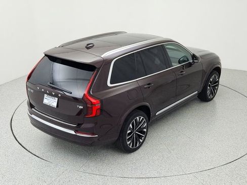 New 2025 Volvo XC90 T8 Plus w/ Protection Package Premier image 14