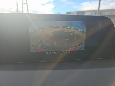 Used 2025 MAZDA MAZDA3 s image 22