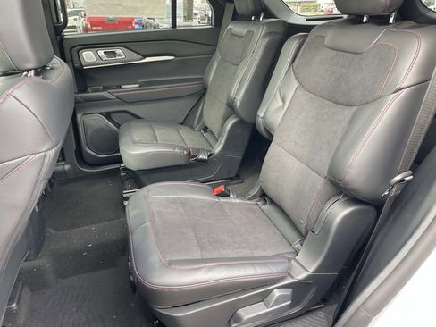 New 2026 Ford Explorer ST w/ Sun And Sound Package image 18