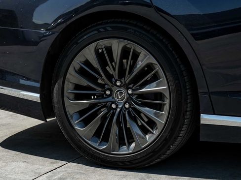 Used 2019 Lexus LS 500 w/ Interior Upgrade Package RWD image 57
