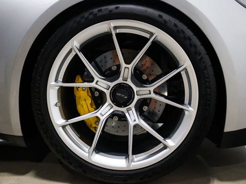Used 2022 Porsche 911 GT3 RWD image 20