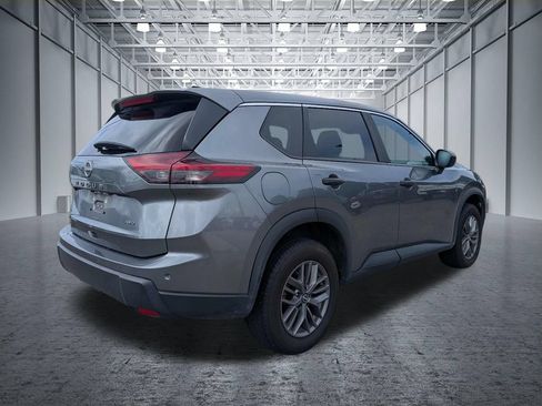 Used 2024 Nissan Rogue S AWD/4WD image 6