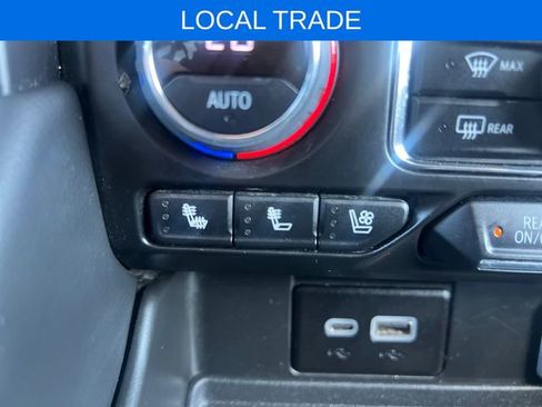 Used 2023 Chevrolet Suburban Premier AWD/4WD image 33