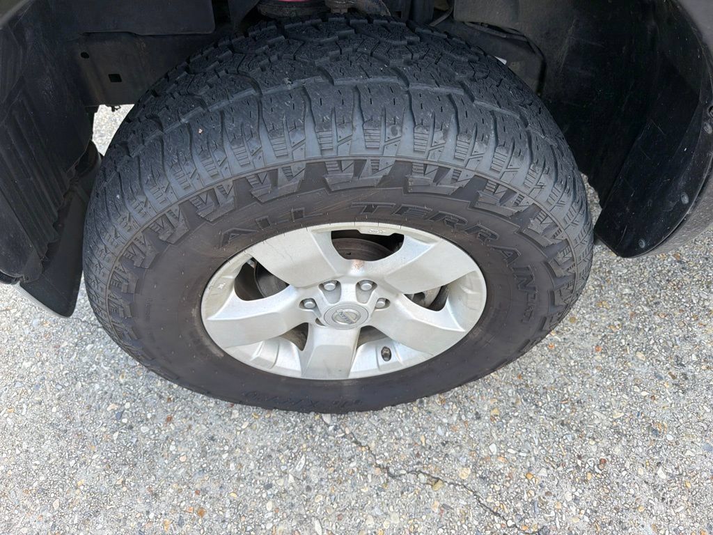 Used 2013 Nissan Frontier SV RWD image 18