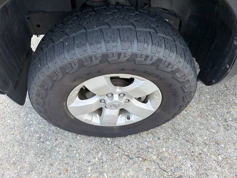 Used 2013 Nissan Frontier SV RWD image 18