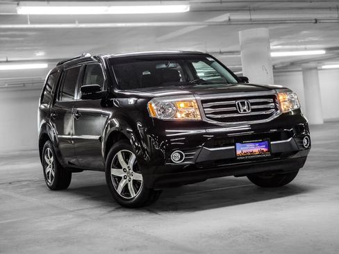 Used 2012 Honda Pilot Touring image 5
