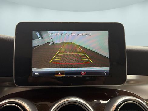 Used 2017 Mercedes-Benz GLC 300 4MATIC image 25