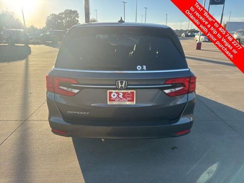 Used 2024 Honda Odyssey EX-L image 4