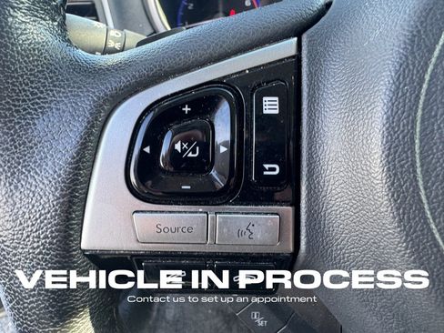 Used 2017 Subaru Outback 2.5i Touring image 17