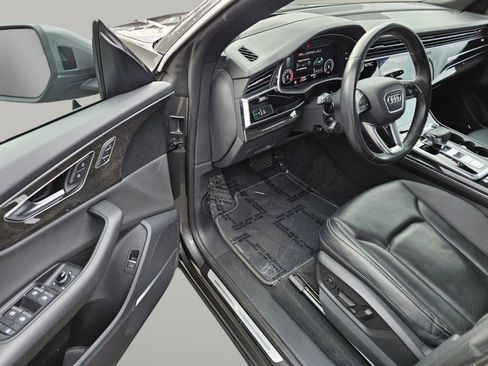 Used 2019 Audi Q8 Prestige w/ Towing Package image 23