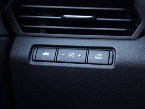 New 2025 Nissan Altima 2.5 SV image 18