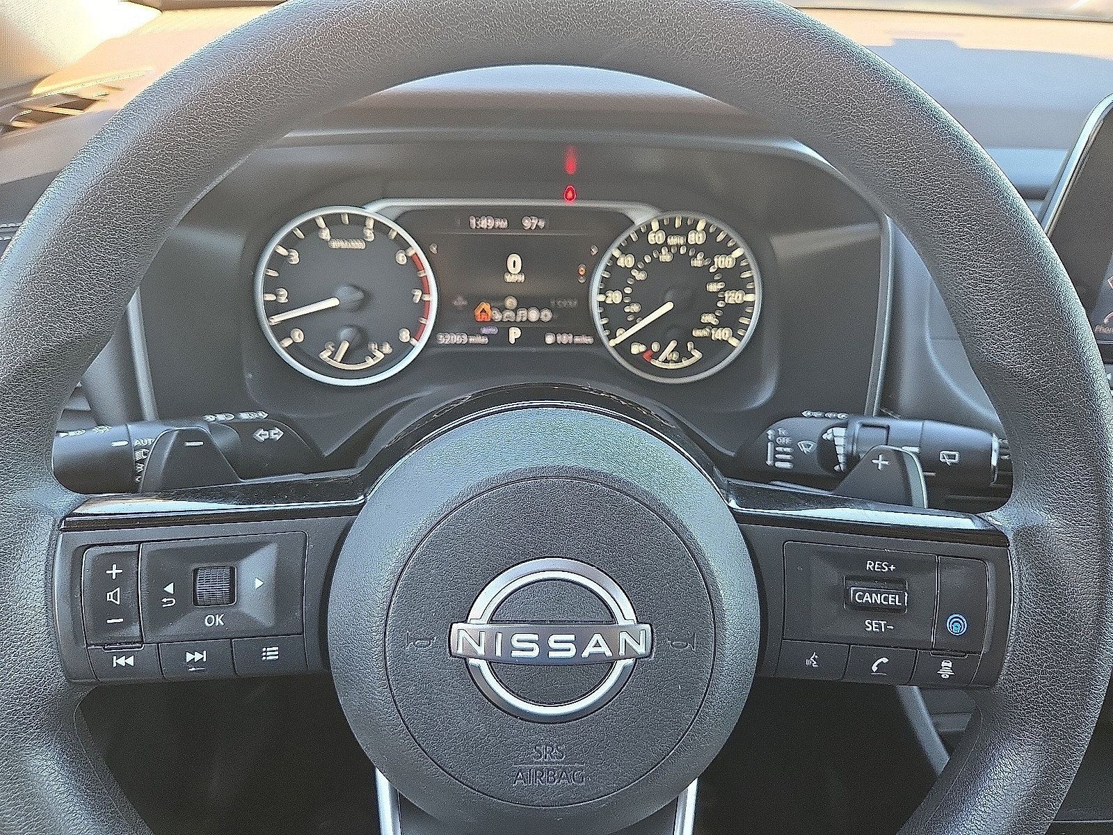 Used 2023 Nissan Rogue SV AWD/4WD image 4