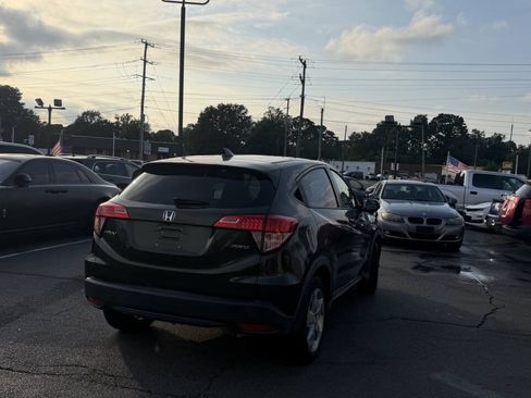 Used 2016 Honda HR-V EX image 5