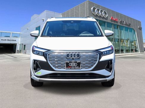 Used 2023 Audi Q4 e-tron Premium w/ Convenience Package AWD/4WD image 6