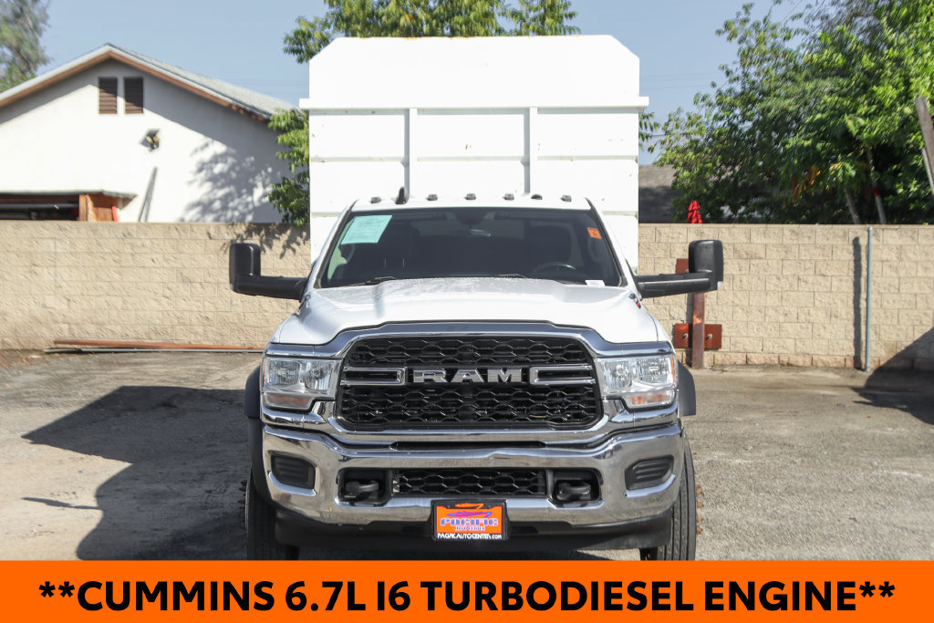 Used 2020 RAM 5500 Tradesman w/ Chrome Appearance Group AWD/4WD image 3