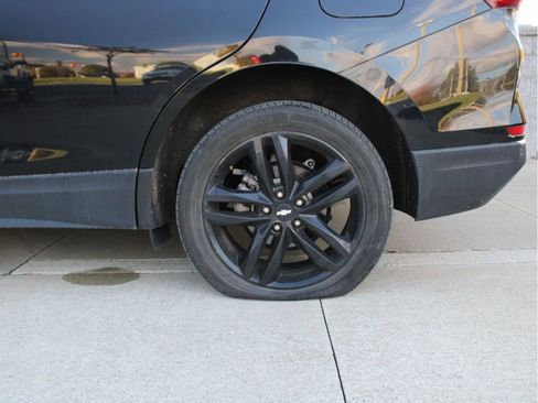 Used 2021 Chevrolet Equinox LT image 10