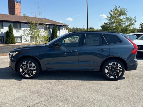 New 2026 Volvo XC60 B5 Plus w/ Climate Package image 8