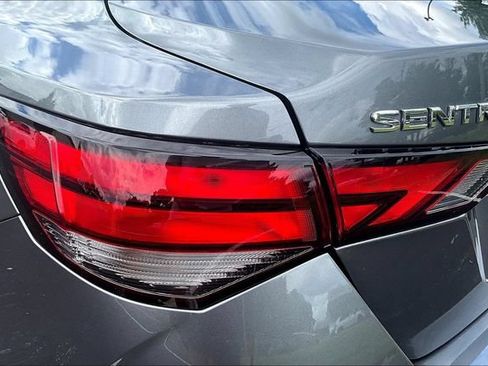 Used 2025 Nissan Sentra S FWD image 22