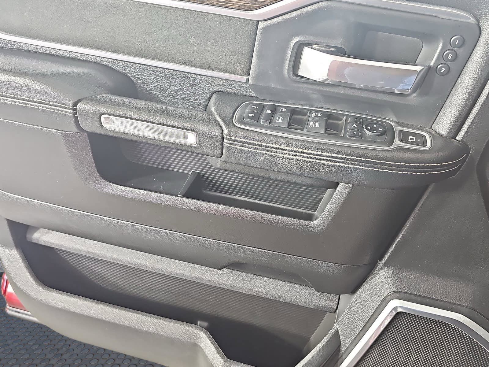 Used 2019 RAM 2500 Laramie AWD/4WD image 29