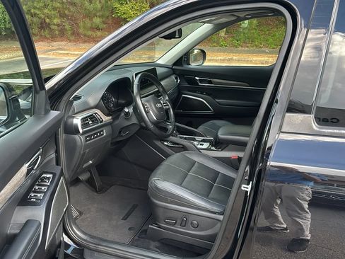 Used 2021 Kia Telluride EX w/ EX Premium Package image 18