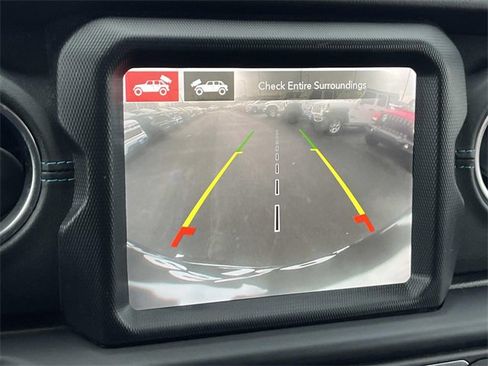 Used 2023 Jeep Wrangler Rubicon w/ Steel Bumper Group image 35