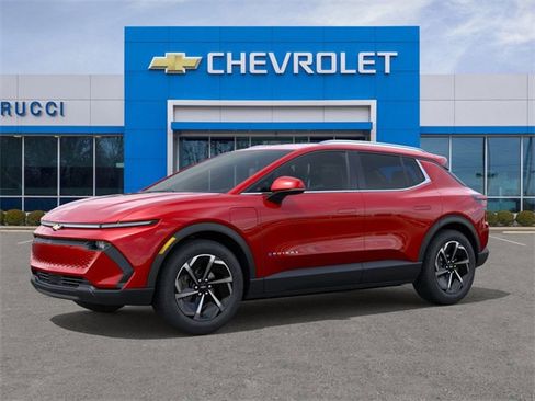 New 2026 Chevrolet Equinox EV LT image 2