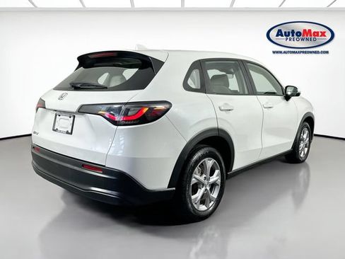 Used 2024 Honda HR-V LX image 2