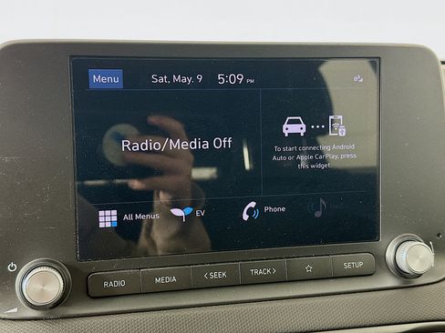 Used 2023 Hyundai Kona SE FWD image 21