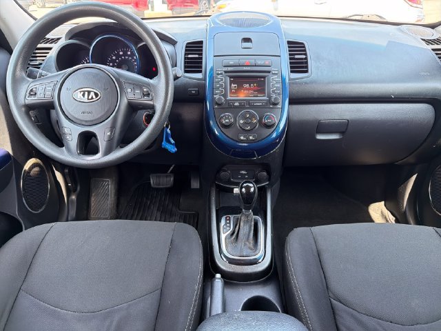 Used 2012 Kia Soul + w/ Audio Pkg FWD image 9