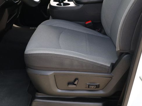 Used 2024 RAM 3500 Big Horn image 14