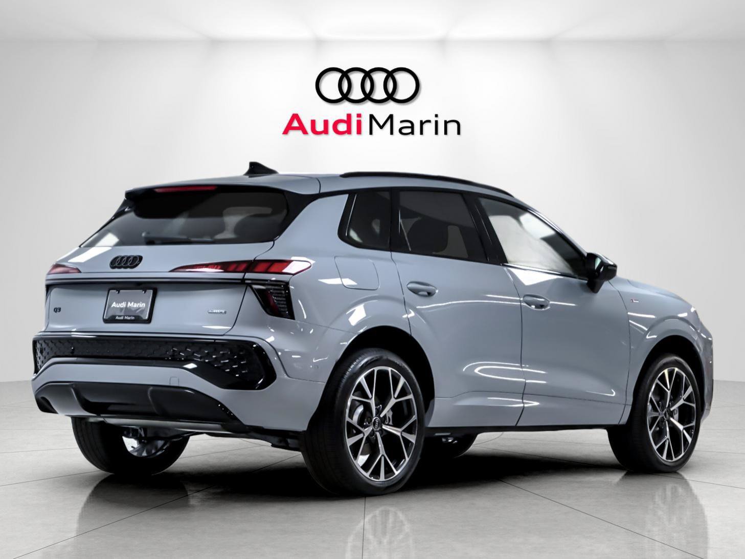 New 2026 Audi Q3 quattro 2.0T AWD/4WD image 5