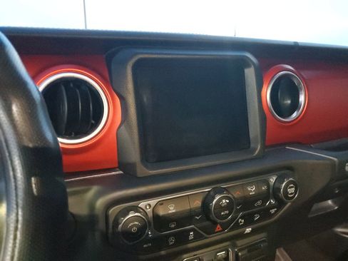 Used 2019 Jeep Wrangler Unlimited Rubicon image 20