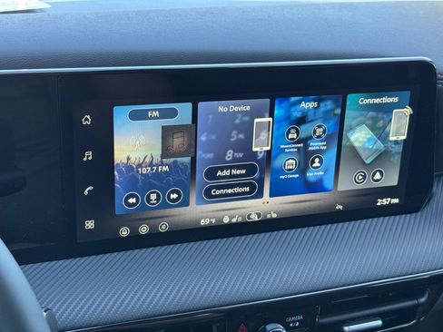 New 2026 Nissan Kicks SR image 20