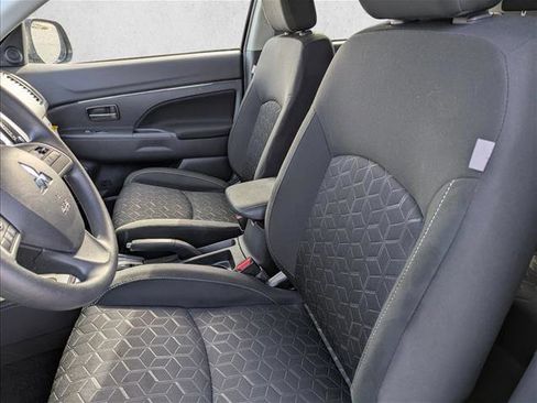 Used 2025 Mitsubishi Outlander Sport AWD image 21