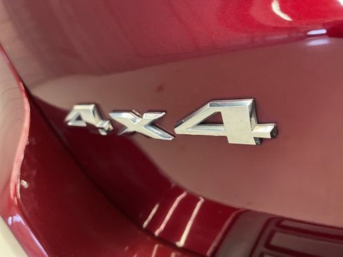 Used 2018 Jeep Grand Cherokee Laredo image 38