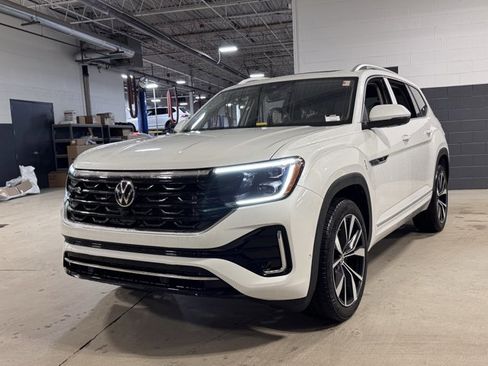 New 2026 Volkswagen Atlas SEL Premium R-Line image 31