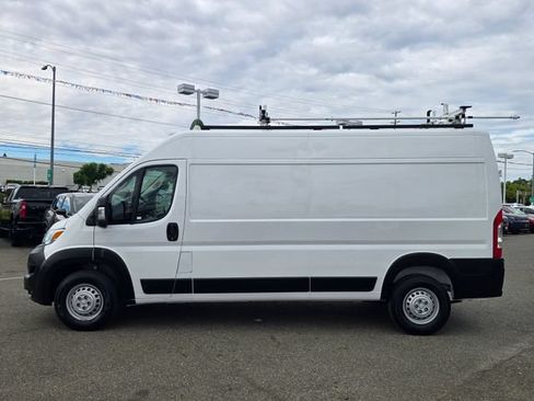 Used 2025 RAM ProMaster 2500 FWD image 8